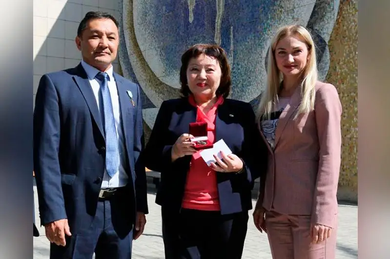 Корреспондента  МИА «Казинформ»  наградили медалью  «Город и космодром Байконур»