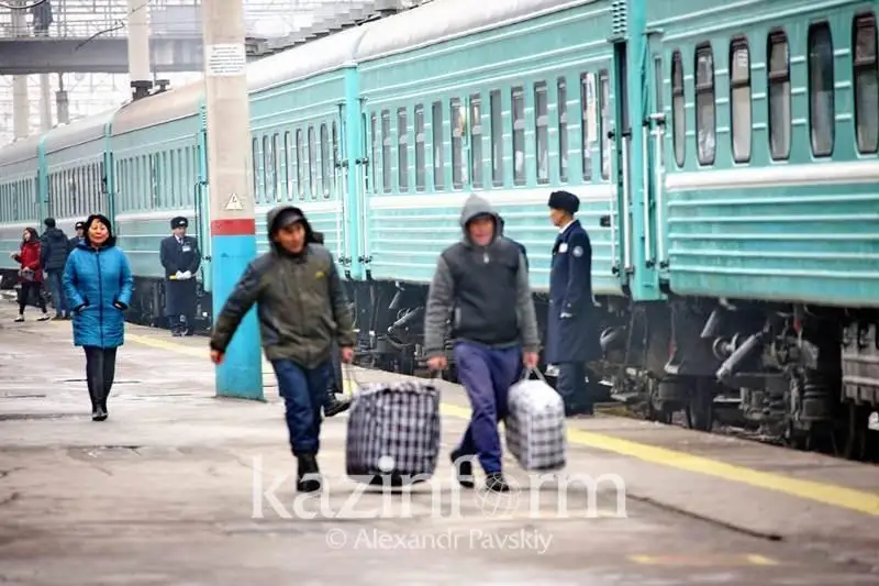 Сколько человек переселились в северные регионы Казахстана