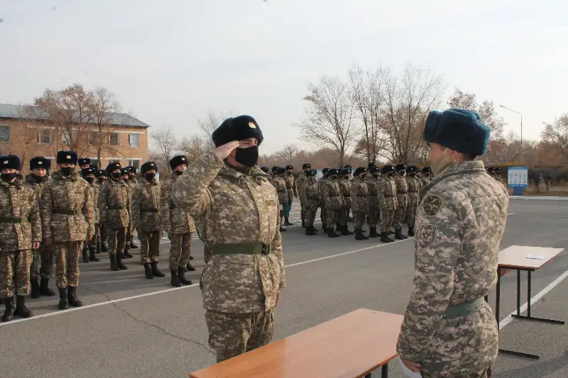 Около тысячи новобранцев прибыли в воинские части РгК  «Восток»