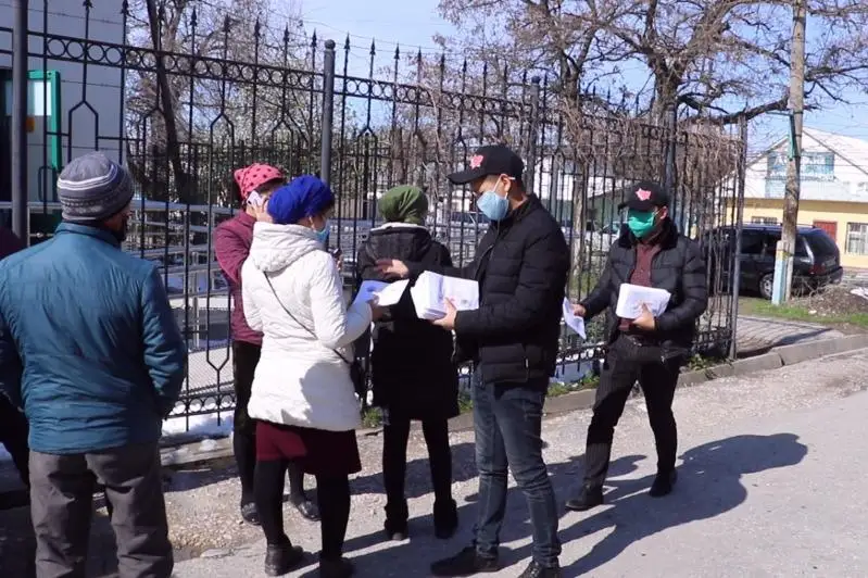 Четыре тысячи масок раздали бесплатно в Тюлькубасском районе Туркестанской области