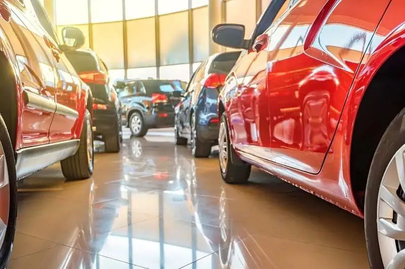 Зарегистрировать новую машину теперь можно в автосалонах Караганды