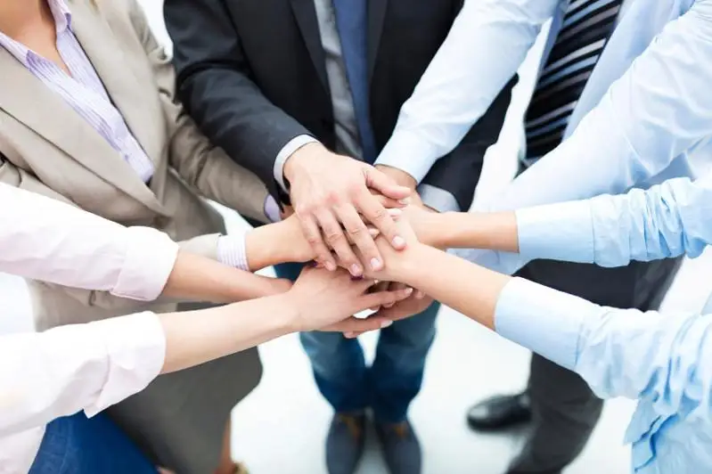 Ряд крупных компаний в РК заключили соглашение о несокращении работников