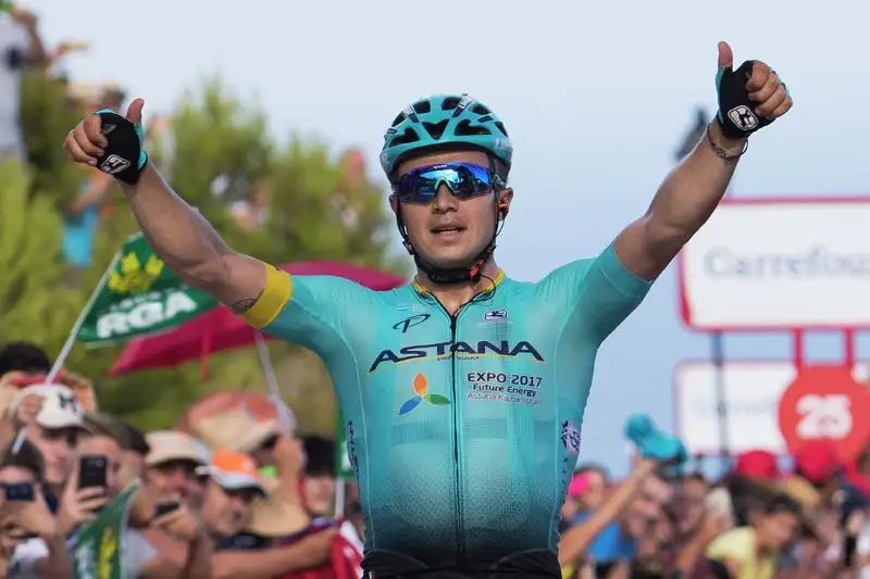 Алексей Луценко финишировал вторым на пятом этапе многодневки «Тур ОАЭ»