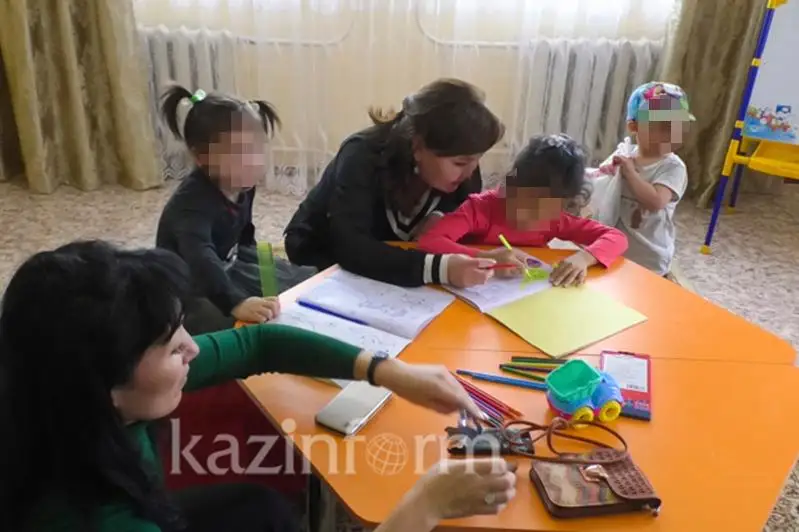 Поначалу они рисовали дома без крыш – психолог о привезенных из Ирака детях