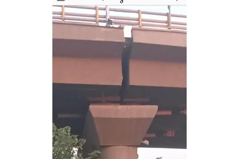 Алматинцы сняли на видео широкий зазор между стыками на мосту Саина-Рыскулова