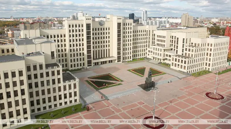 Лукашенко назначил премьер-министра Беларуси и утвердил состав правительства