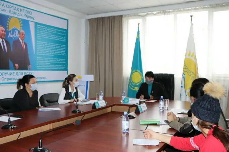 Вопросы участия в жилищных программах разъяснили алматинцам