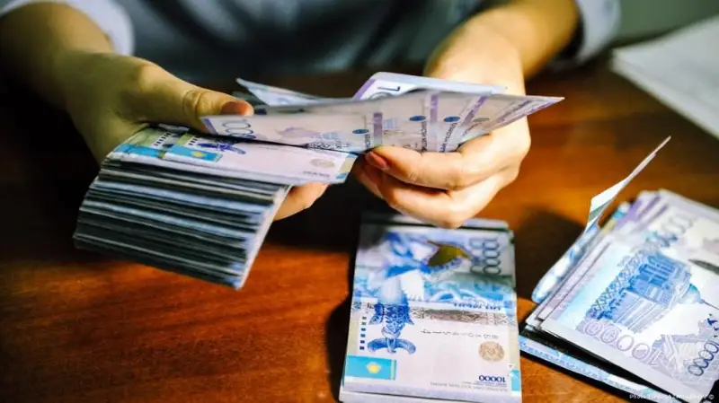 В краже более миллиона тенге подозревают бухгалтера КСК в Павлодаре