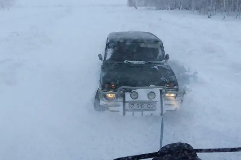 66 человек за сутки вызволили из снежных заносов в СКО