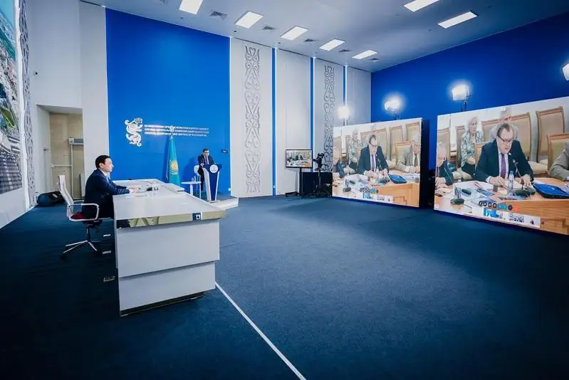 Представители МАГ поздравили Елбасы с наступающим юбилеем