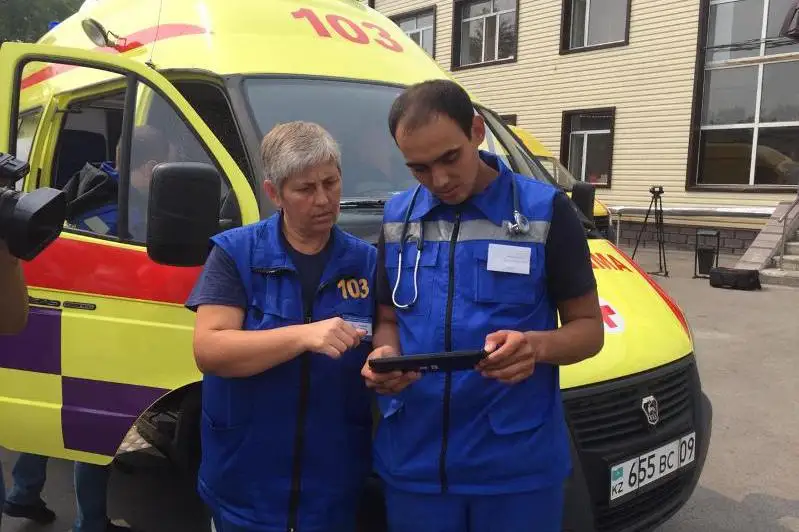 Планшеты закупили для бригад скорой помощи в Карагандинской области