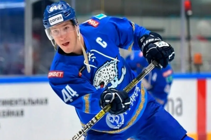 Определен лучший хоккеист года в Казахстане