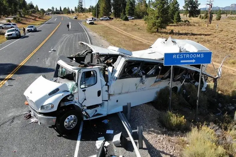 Автобус с туристами разбился в США