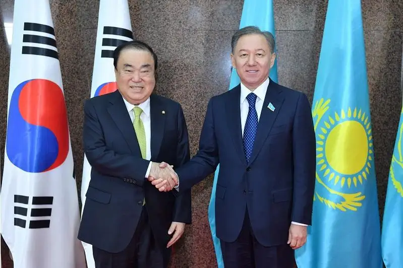 Нурлан Нигматулин встретился со спикером Кореи Мун Хи Саном