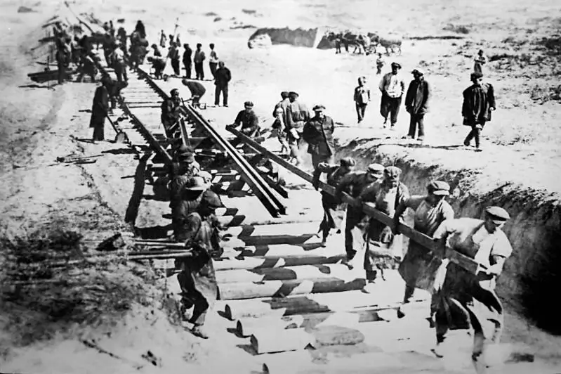 Виртуальную викторину запустили к 90-летнему юбилею Турксиба