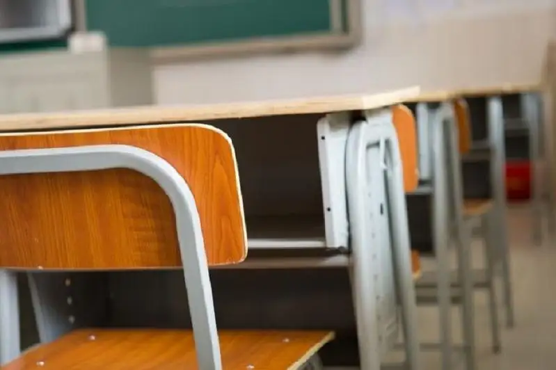 Из-за гололеда в Семее и Курчатове отменены занятия в школах