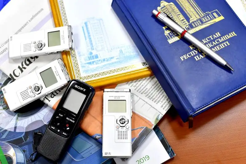 Сенат подвел итоги конкурсов для журналистов «Аманат» и «Туған ел»