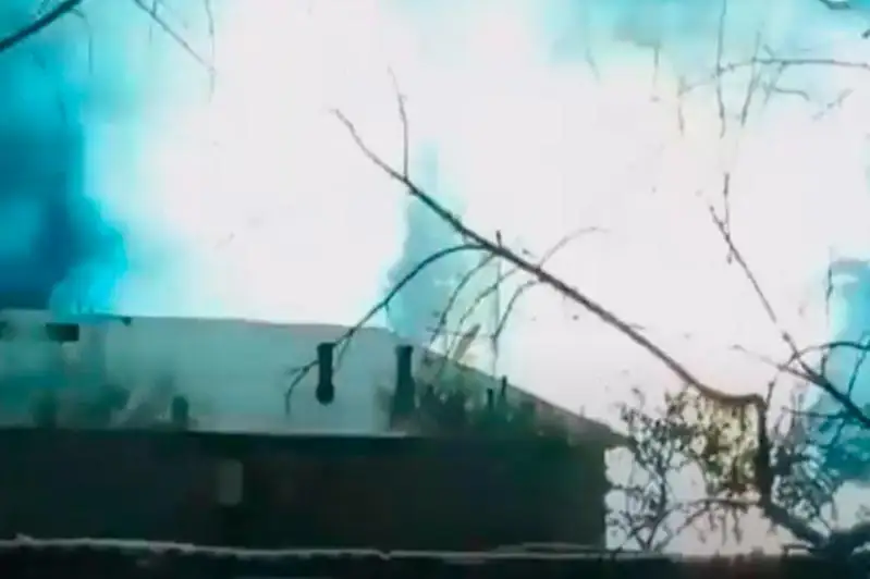 Короткое замыкание на подстанции засняли на видео в Семее