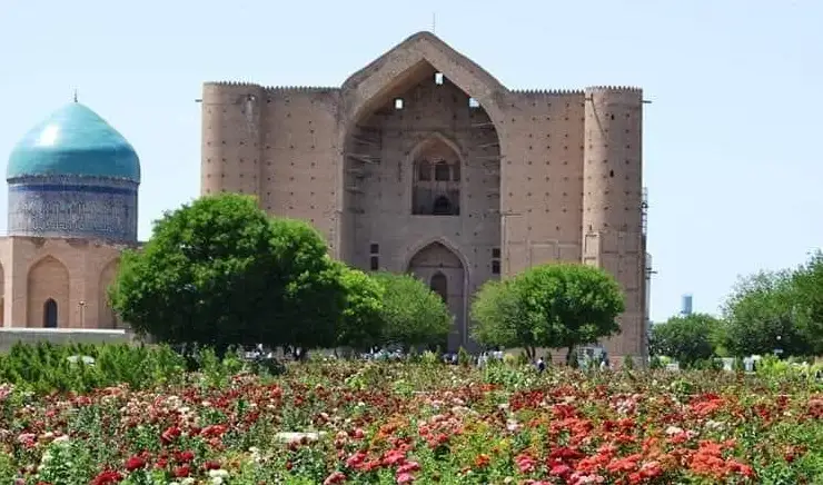 Нурсултан Назарбаев объяснил свое решение сделать Туркестан областным центром