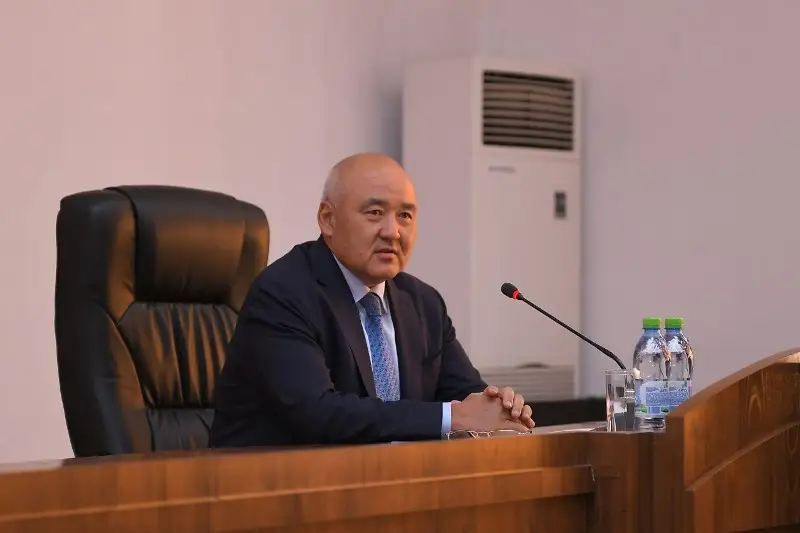 Умирзак Шукеев провел прием граждан в партии Nur Otan