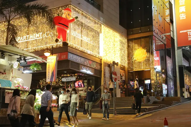 В Гонконге увеличат штрафы за нарушение ограничений