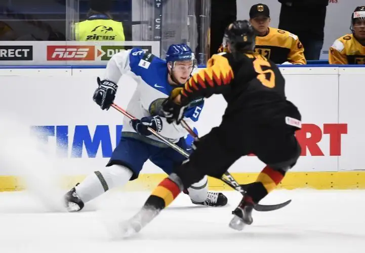 МЧМ по хоккею: Казахстан уступил Германии и покинул элитный дивизион