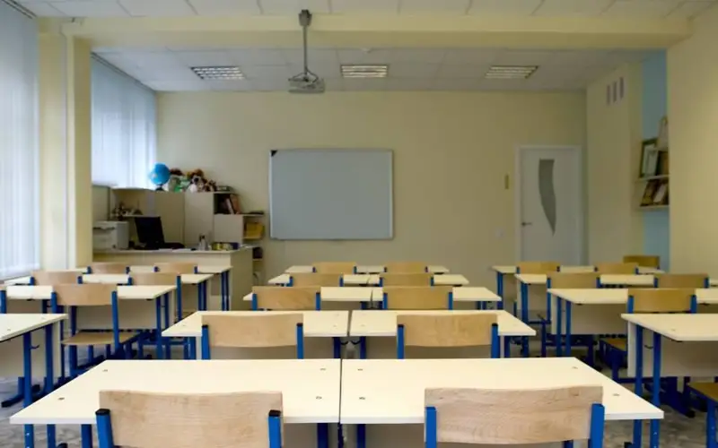 Акмолинские школы проверят с собаками и техустройствами