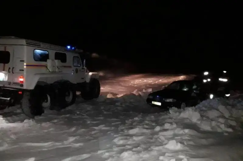20 рыбаков вызволили из снежного плена костанайские спасатели