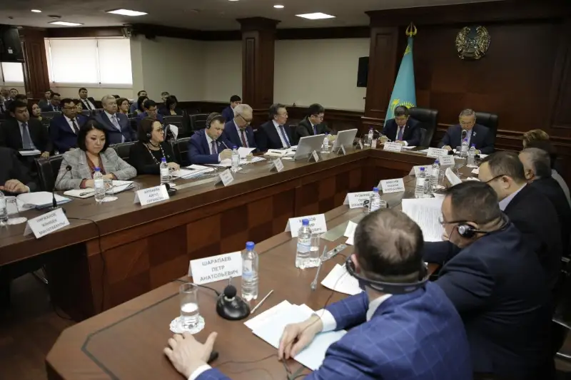 Мажилисмены в Атырау предложили часть изымаемых в бюджет средств оставлять в регионах