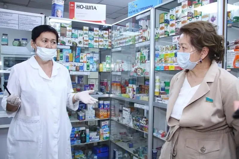 Больницы и аптеки должны быть полностью обеспечены медикаментами — сенатор