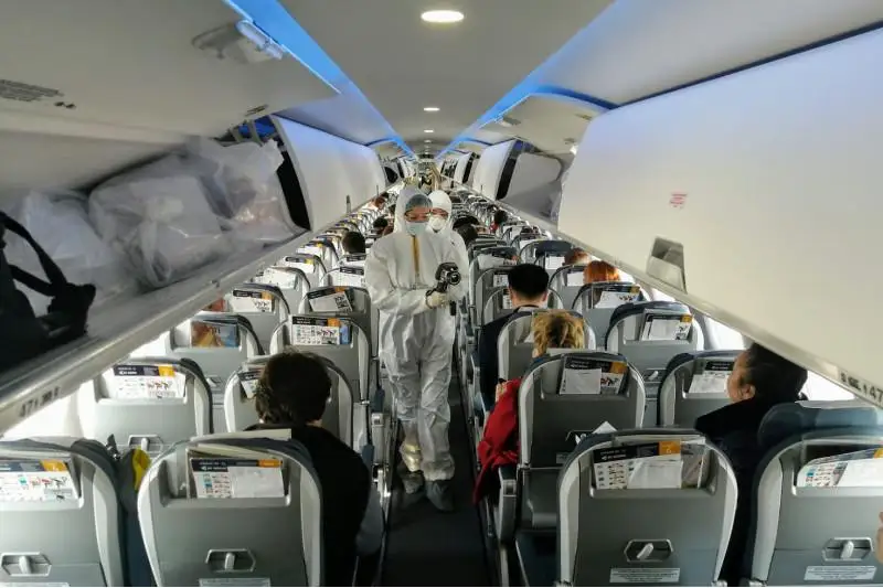 Ни один из специалистов не отказался от работы из-за страха перед коронавирусом - Дария Азимбаева