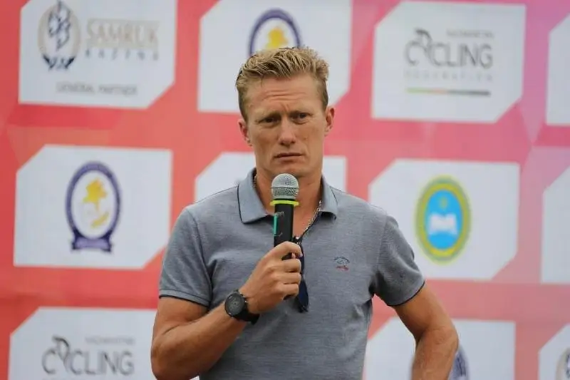 Александр Винокуров поздравил финалистов 50-го веломарафона «Школьник Казахстана» в ВКО