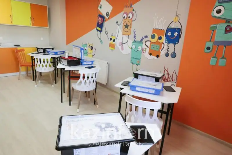 Smart School открыли в центре педиатрии в Алматы
