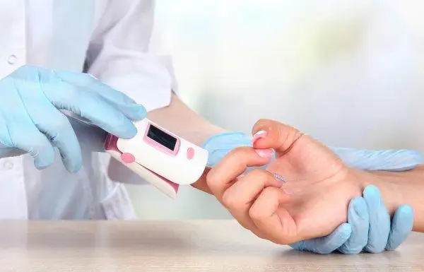 Три тысячи пульсоксиметров приобрели для медучреждений Павлодарской области