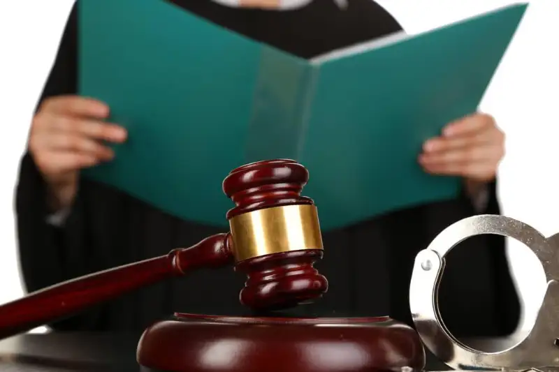 Осуждены четверо торговавших марихуаной в крупном размере актюбинцев