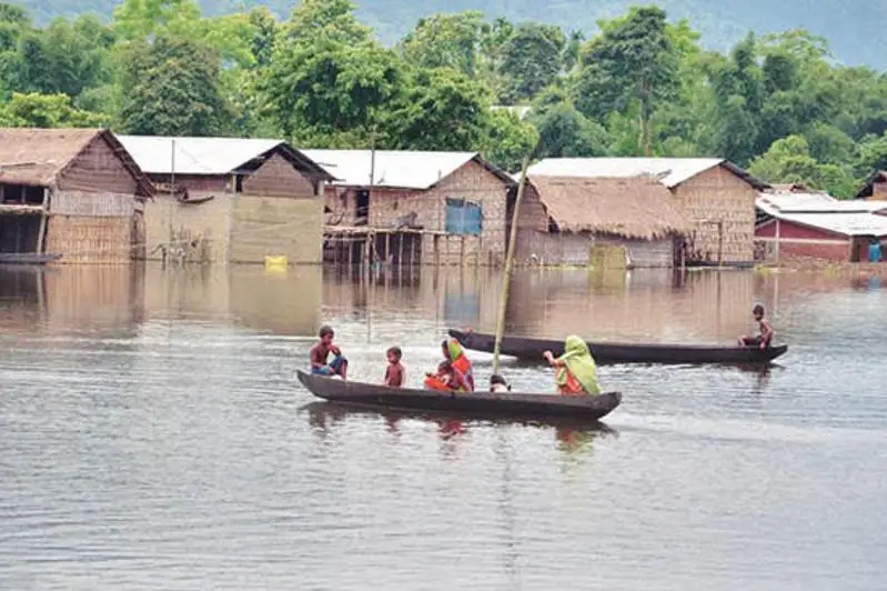 Жертвами наводнений и оползней стали десятки человек в Непале