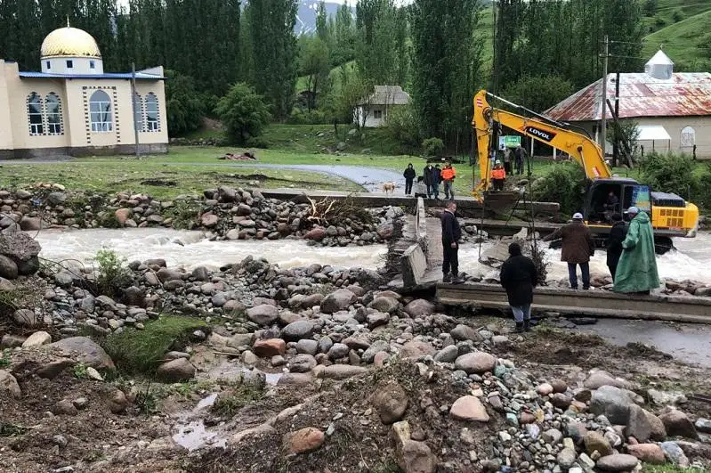 Размытые водой мосты в Туркестанской области восстановят за сутки