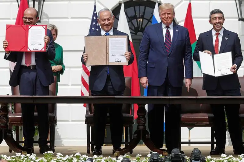 Бахрейн и ОАЭ подписали соглашения о мире с Израилем