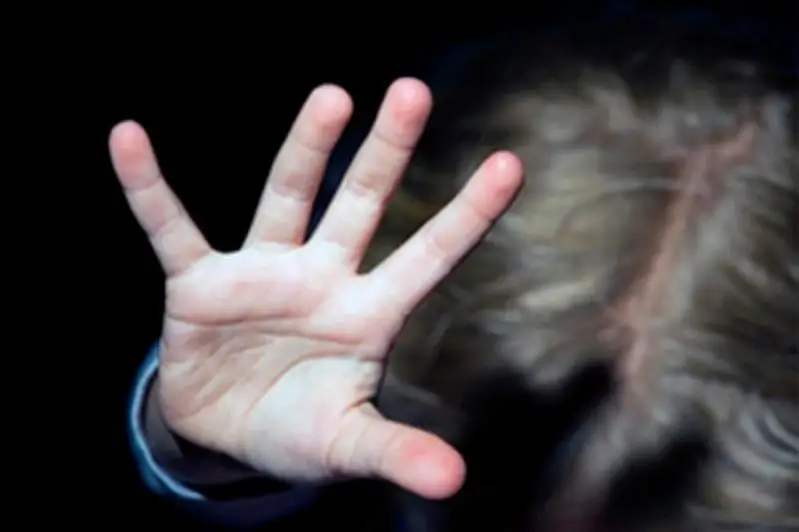 С чем связан рост преступлений в отношении детей, рассказал сенатор