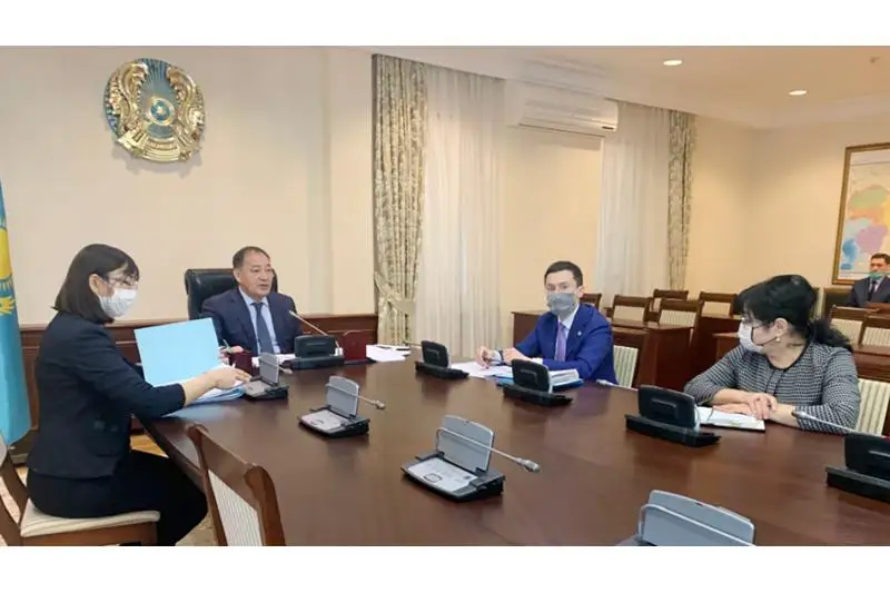 Новый пакет мер: когда возобновят работу кафе и гостиницы, запустят поезда