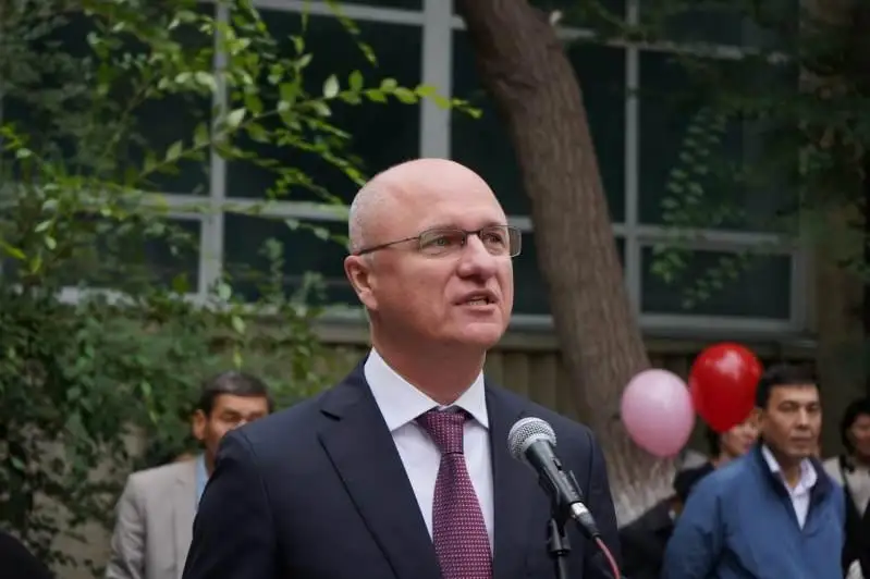 Роман Скляр провел открытый урок в одной из столичных школ