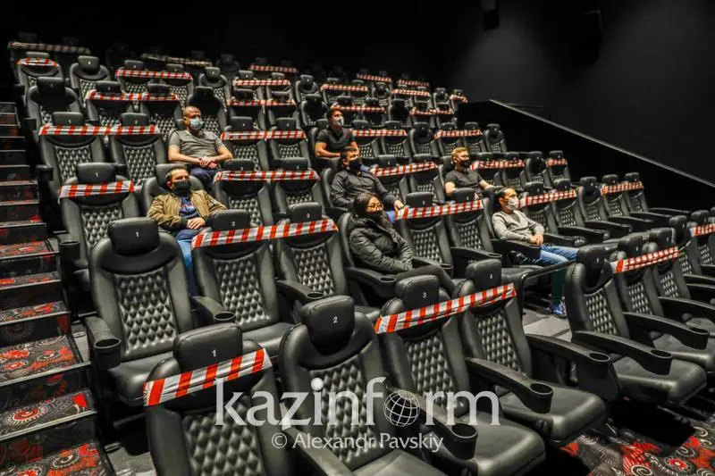 В Байконуре разрешили работу городского кинотеатра, но карантин продлен до 29 ноября