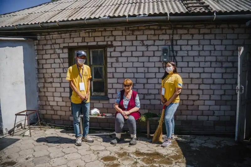 Столичные волонтеры оказывают помощь ветеранам ВОВ и тыла