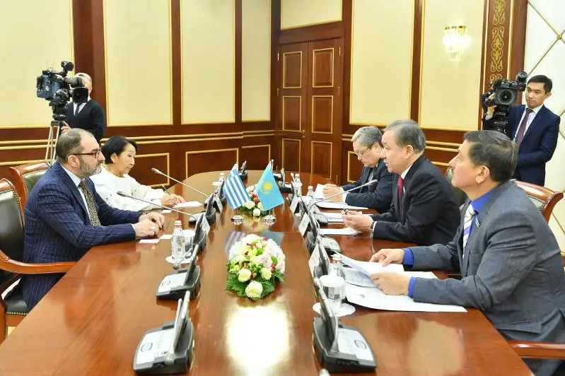 Нурлан Нигматулин принял посла Греции в Казахстане