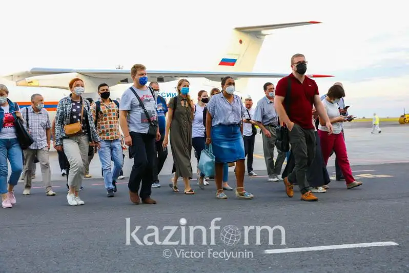 В Атырау из Нур-Султана прибыли российские врачи