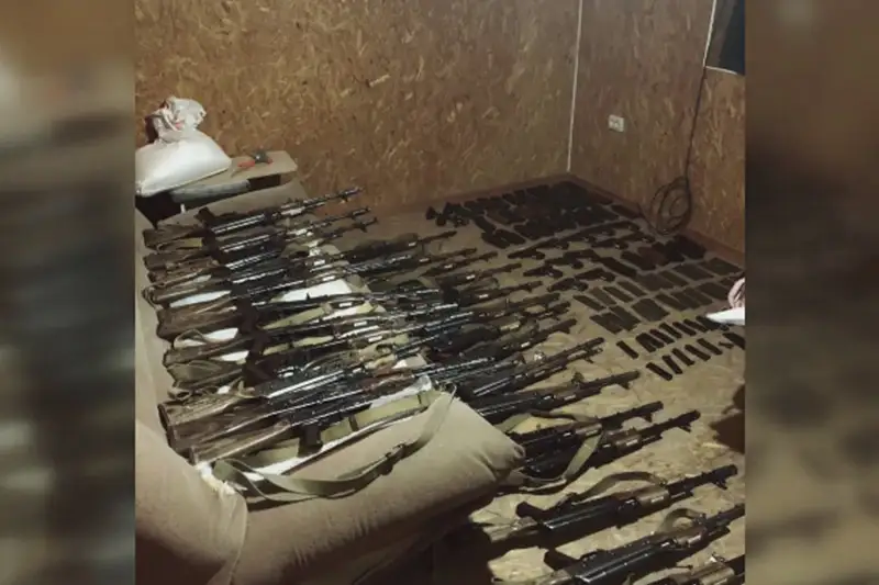 Хищение оружия из воинской части: задержаны соучастники