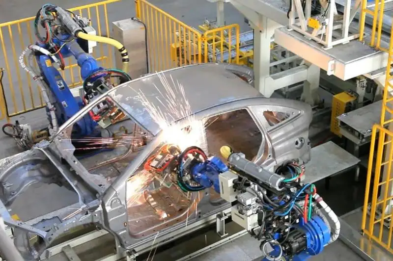 Выпуск автомобилей увеличили в Казахстане