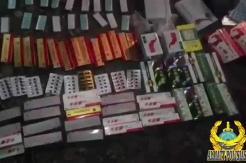 Перекупщиков лекарств задержали в Алматы