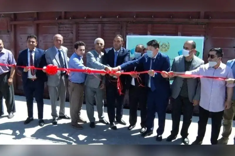 Казахстан передал гуманитарную помощь афганскому народу