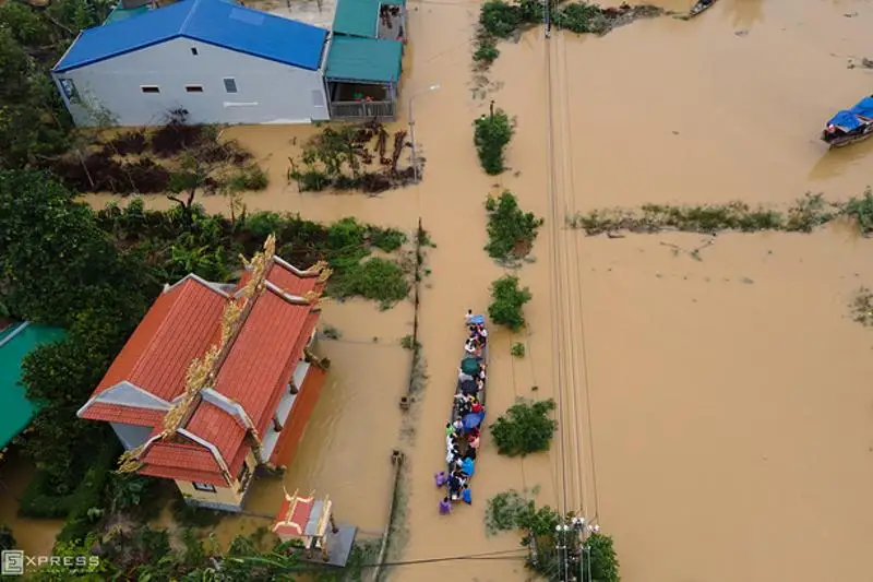 Наводнение во Вьетнаме: 20 человек погибли, 14 пропали без вести